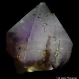 Cuarzo (variedad amatista)<br />Pedrera Mas Sever, Massabè (Mas Ceber), Sils, Comarca La Selva, Gerona / Girona, Cataluña / Catalunya, España<br />45x45 mm.<br /> (Autor: Jesus Franquesa Baucells)