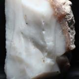 Opalo<br />Cerro Batallones, Torrejón de Velasco, Comarca La Sagra, Comunidad de Madrid, España<br />42 x 34 x 26 mm.<br /> (Autor: José Luis Zamora)