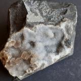 Calcite, Quartz<br />Wildon (former Weitendorf), Leibnitz District, Styria/Steiermark, Austria<br />10 x 7 cm<br /> (Author: Volkmar Stingl)