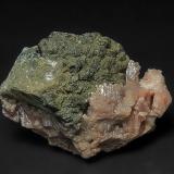 Rhodochrosite, Chamosite, CalciteBroken Hill, Condado Yancowinna, Nueva Gales del Sur, Australia3.4 x 1.8 cm (Author: am mizunaka)