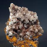 Calcita<br />Cantera Cabezoncillo, Cabeçonet/Alto del Salmitre, Municipio Busot, Comarca Campo de Alicante, Alicante / Alacant, Comunidad Valenciana / Comunitat Valenciana, España<br />7.5 x 5.5 cm<br /> (Autor: Pedro Antonio)