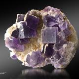 Fluorita<br />Zona minera de Berbes, Berbes, Ribadesella, Comarca Oriente, Principado de Asturias (Asturias), España<br />10,5cm x 9cm x 5,5cm<br /> (Autor: Pere Alonso)