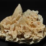 RhodochrositeMina Cavnic, zona minera Cavnic, Cavnic, Maramures, Rumanía11.6 x 9.1 cm (Author: am mizunaka)