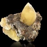 SmithsonitaBerg Aukas, Distrito Grootfontein, Región Otjozondjupa, Namibia11 x 8.5 x 9 cm / cristal principal: 5.5 cm (Autor: Museo MIM)