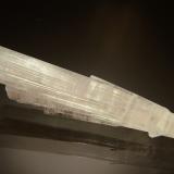 ElbaiteValle Braldu, Distrito Shigar, Gilgit-Baltistan (Áreas del Norte), Paquistán6.6 x 1.5 x 1.4 cm (Author: Michael Shaw)