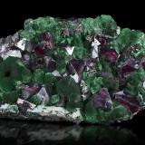 Cuprite with Malachite<br />Mashamba West Mine, Kolwezi District, Lualaba, Katanga Copper Crescent, Katanga (Shaba), Democratic Republic of the Congo (Zaire)<br />9 x 14.5 x 4 cm / main crystal: 2.3 cm<br /> (Author: MIM Museum)