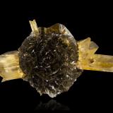 Gypsum<br />Red River floodway, Winnipeg, Winnipeg Capital Region, Manitoba, Canada<br />13 x 8 x 7 cm<br /> (Author: MIM Museum)
