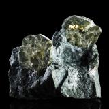 Narsarsukite<br />Poudrette Quarry, Mont Saint-Hilaire, La Vallée-du-Richelieu RCM, Montérégie, Québec, Canada<br />5 x 3.5 x 4.5 cm / main crystal: 2.2 cm<br /> (Author: MIM Museum)