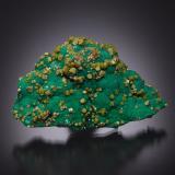 Pyromorphite, Malachite<br />Brown's open pit, Rum Jungle, Batchelor, Coomalie Shire, Northern Territory, Australia<br />6.1 cm x 4 cm x 2.6 cm<br /> (Author: Antonio Nazario)