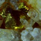 Chalcopyrite, Quartz<br />Klammalm, Navis, Innsbruck-Land District, North Tyrol, Tyrol/Tirol, Austria<br />7 x 6 cm<br /> (Author: Volkmar Stingl)