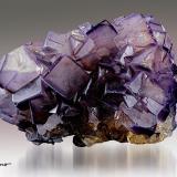 Fluorita<br />China<br />8cm x 5,5cm x 3,5cm<br /> (Autor: Pere Alonso)