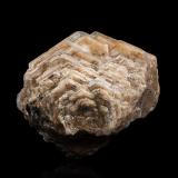 Catapleiite<br />Poudrette Quarry, Mont Saint-Hilaire, La Vallée-du-Richelieu RCM, Montérégie, Québec, Canada<br />11 x 4.5 x 10 cm / main crystal: 6 cm<br /> (Author: MIM Museum)