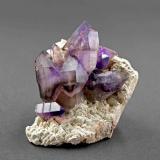 Amethyst<br />Brandberg area, Erongo Region, Namibia<br />Specimen size 9 cm<br /> (Author: Tobi)
