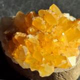 Quartz, Calcite<br />Idalpe, Ischgl, Landeck District, North Tyrol, Tyrol/Tirol, Austria<br />4,5 x 3,2 cm<br /> (Author: Volkmar Stingl)