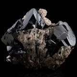 Volborthite<br />Milpillas Mine, Cuitaca, Municipio Santa Cruz, Sonora, Mexico<br />4.5 x 3.5 x 2 cm / main crystal: 2 cm.<br /> (Author: MIM Museum)