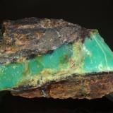 Chalcedony (variety chrysoprase)<br />Wingellina Prospect, Ngaanyatjarraku Shire, Western Australia, Australia<br />11.0 x 7.0 x 5.0 cm<br /> (Author: Michael Shaw)