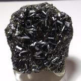Epidota<br />Monte Khowrin, Kuhandan, Saveh, Tafresh, Provincia Markazi, Irán<br />55x55 mm<br /> (Autor: Ignacio)