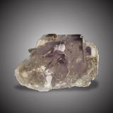 Cuarzo (variedad amatista)<br />Cantera del Vértice, Cerro Vértice, Villaviciosa de Córdoba, Comarca Valle del Guadiato, Córdoba, Andalucía, España<br />10,5x7,5cm.<br /> (Autor: castrominerals)