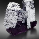 Galena, Fluorite<br />Hill-Ledford Mine, Rosiclare/Sub-Rosiclare formation, Cave-in-Rock, Cave-in-Rock Sub-District, Hardin County, Illinois, USA<br />11.5 x 12.2 x 7.5 cm / main crystal: 11.2 cm.<br /> (Author: MIM Museum)