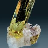 Fluorapatito<br />Mina Cerro de Mercado, Cerro de los Remedios, Victoria de Durango, Municipio Durango, Durango, México<br />35 x 20 mm<br /> (Autor: Jordi Fabre)