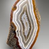 Cuarzo (variedad calcedonia)<br />Ngabu, Distrito Chiwawy-Nsanje, Malawi<br />7cm x 3,5cm x 3cm<br /> (Autor: Pere Alonso)