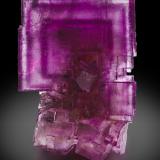 Fluorite<br />Rosiclare formation, Cave-in-Rock, Cave-in-Rock Sub-District, Hardin County, Illinois, USA<br />5.4 x 3.7 x 2.6 cm / main crystal: 5.1 cm.<br /> (Author: MIM Museum)