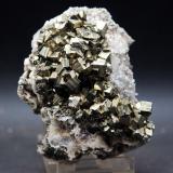 Pirita<br />Mina Quiruvilca (Mina La Libertad), Distrito Quiruvilca, Provincia Santiago de Chuco, Departamento La Libertad, Perú<br />7 x 6.5 cm<br /> (Autor: Pedro Antonio)