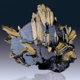 Rutilo, Hematites<br />Novo Horizonte, Bahia, Región Nordeste, Brasil<br />30 mm<br /> (Autor: Borja Sainz de Baranda)