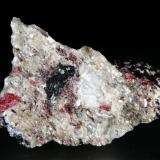 Agrellita, Eudialita, AegirinaKipawa complex, Sheffield Lake, Témiscamingue County, Québec, Canada7 x 5 cm. (Autor: Antonio P. López)