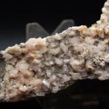 Dolomita<br />Rambla del Rollet, El Alabastre, La Cañada del Fenollar, Comarca Campo de Alicante, Alicante / Alacant, Comunidad Valenciana / Comunitat Valenciana, España<br />12 x 4.5 cm<br /> (Autor: Pedro Antonio)