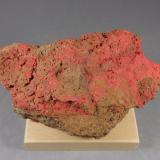 Cinabrio<br />Distrito Banaz, Provincia Uşak, Región Egeo, Turquía<br />12,5 x 6,7 x 5,4 cm.<br /> (Autor: J. G. Alcolea)