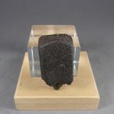 Columbita-Tantalita<br />Ruanda<br />4,1 x 2,2 x 1,5 cm.  54,5 g.<br /> (Autor: J. G. Alcolea)