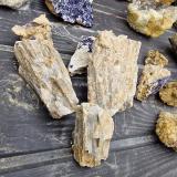 Unknown mineral Possible witherite? (Author: Forrestblyth)