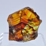Esfalerita<br />Zona Minera Áliva, Camaleño, Comarca Liébana, Cantabria, España<br />5.5 × 5 × 1.1 cm<br /> (Autor: Jordi Fabre)