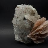 Baryte Calcite Quartz<br />Amerzgane, Ouarzazate Province, Drâa-Tafilalet Region, Morocco<br />7 x 6,5 x 5 cm.<br /> (Author: DanovskiM)