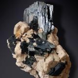 Arfvedsonite and Orthoclase<br />Mount Malosa, Zomba District, Malawi<br />34 mm x 52 mm x 28 mm<br /> (Author: Firmo Espinar)