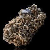 Crichtonite on Feldspar (Group)<br />Grand Châtelard Massif, Sainte-Marie-de-Cuines, Saint-Jean-de-Maurienne, Savoie, Auvergne-Rhône-Alpes, France<br />6 x 2 x 4 cm / main crystal: 1.4 cm.<br /> (Author: MIM Museum)