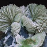 Tarbuttite with Smithsonite<br />Skorpion Mine, Rosh Pinah, Lüderitz District, ǁKaras Region, Namibia<br />9.7 × 6.3 × 4.8 cm<br /> (Author: Jordi Fabre)