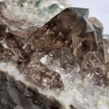 Quartz (variety smoky quartz)Wiesbachrinne, Valle Habach, Hohe Tauern, Salzburgo/Salzburg, Austria6 x 6 cm (Author: Volkmar Stingl)