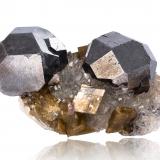 Galena on Quartz with Siderite<br />Neudorf, Harzgerode mining district, Harz, Saxony-Anhalt/Sachsen-Anhalt, Germany<br />5 x 4 x 2.5 cm / main crystal: 2.2 cm<br /> (Author: MIM Museum)