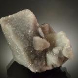 QuartzWarm Springs, Cordillera Hot Creek, Distrito Tybo, Condado Nye, Nevada, USA7.0 x 5.0 x 4.6 cm (Author: Michael Shaw)