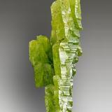 PiromorfitaZona Yangshuo / Laohu, Montes Haiyang, Prefectura Guilin, Región Autónoma Guangxi Zhuang, China3,1cm x 1,3cm x1,3cm (Autor: Pere Alonso)
