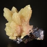 CalciteMina La Cobriza, Municipio Villa de la Paz, San Luis Potosí, México7.6 x 7.3 x 4.5 cm (Author: Michael Shaw)