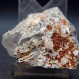 Dolomita<br />Rambla del Rollet, El Alabastre, La Cañada del Fenollar, Comarca Campo de Alicante, Alicante / Alacant, Comunidad Valenciana / Comunitat Valenciana, España<br />4.5 x 4 cm<br /> (Autor: Pedro Antonio)