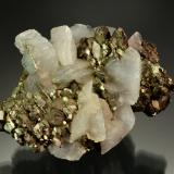 Calcite on PyriteComplejo Trep&#269;a, Valle Trep&#269;a, Kosovska Mitrovica, Distrito Kosovska Mitrovica, Kosovo6.5 x 5.1 x 4.3 cm (Author: Michael Shaw)