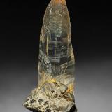 Quartz (variety smoky quartz)<br />Rist Mine, Hiddenite, Alexander County, North Carolina, USA<br />6.1 x 2.7 cm<br /> (Author: am mizunaka)