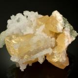CalciteCantera Malad, Malad, Mumbai (Bombay), Distrito Mumbai, Maharashtra, India7.3 x 6.0 x 3.6 cm (Author: Michael Shaw)