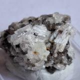 Herderite, FluoriteDavib East Farm (Davib Ost Farm), Distrito Karibib, Región Erongo, Namibia2 x 1,8 cm (Author: Volkmar Stingl)