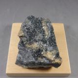 Jamesonita<br />Clausthal-Zellerfeld, Distrito Goslar, Harz, Baja Sajonia/Niedersachsen, Alemania<br />5,2 x 5 x 4,6 cm.<br /> (Autor: J. G. Alcolea)
