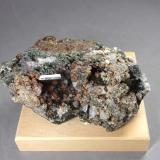 Bismutinita<br />Mina Creole, distrito minero Lincoln, Condado Beaver, Utah, USA<br />8,9 x 5,5 x 4,9 cm.<br /> (Autor: J. G. Alcolea)